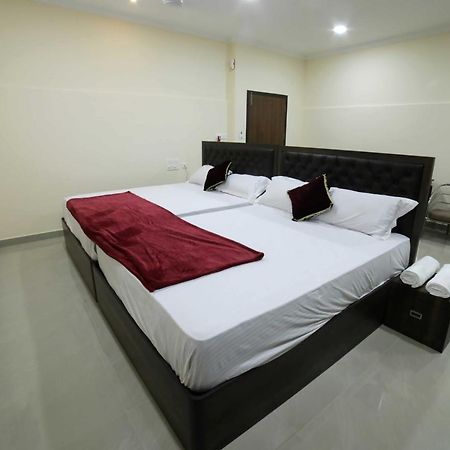 Shivalaya Residency Aparthotel Thrissur Buitenkant foto
