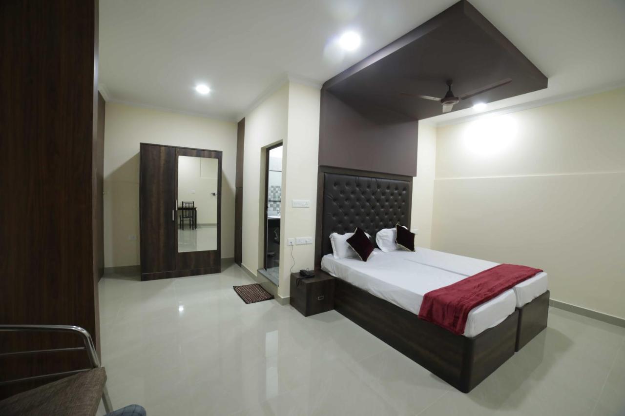 Shivalaya Residency Aparthotel Thrissur Buitenkant foto